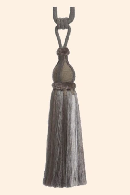 VELOUR ELEGANCE